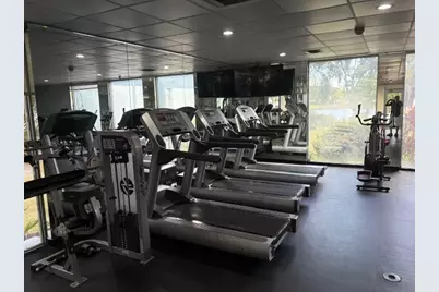 9359  Fontainebleau Blvd, Unit #F401, Miami, FL 33172 - Photo 4