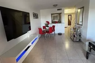 9359 Fontainebleau Blvd, Miami, FL 33172 - Photo 10