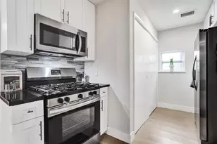 6251 NW 12th Ct, Sunrise, FL 33313 - Photo 10