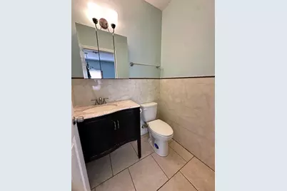 11 SW 11th Ave, Unit #1, Fort Lauderdale, FL 33312 - Photo 12