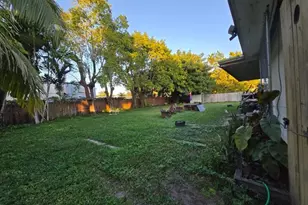 745 NE 155th Terrace, Miami, FL 33162 - Photo 2