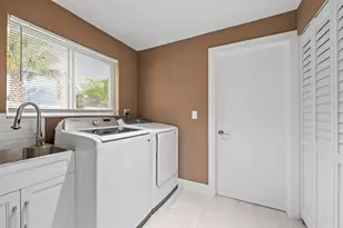 511 NW 78th Terrace, Plantation, FL 33324 - Photo 12