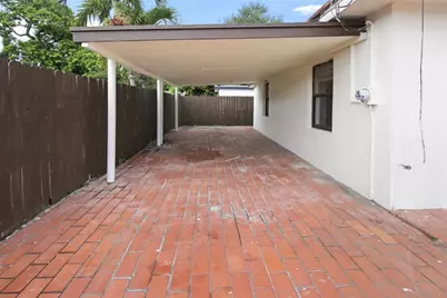 800 NW 101st St, Miami, FL 33150 - Photo 4