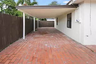 800 NW 101st St, Miami, FL 33150 - Photo 4