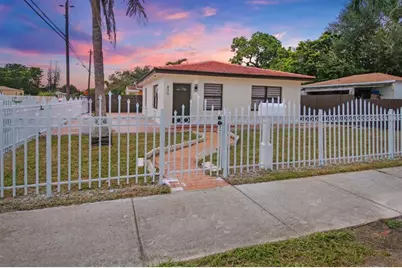 800 NW 101st St, Miami, FL 33150 - Photo 20