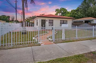 800 NW 101st St, Miami, FL 33150 - Photo 20