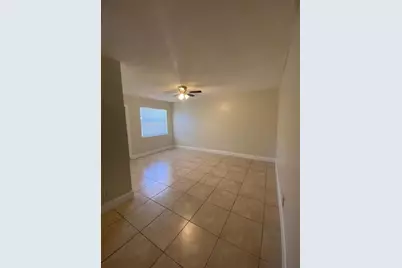 4800 NW 24th Ct, Unit #D-111, Lauderdale Lakes, FL 33313 - Photo 2