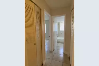 4800 NW 24th Ct, Unit #D-111, Lauderdale Lakes, FL 33313 - Photo 6