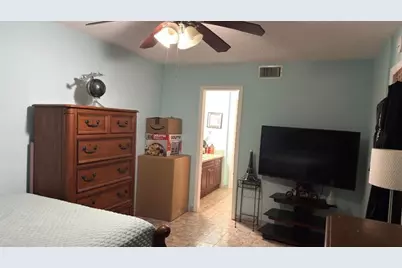 3181 SW 13th St, Unit #114, Miami, FL 33145 - Photo 8