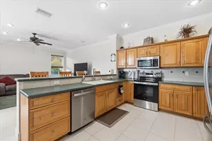 517 SE 7th Ave, Deerfield Beach, FL 33441 - Photo 6