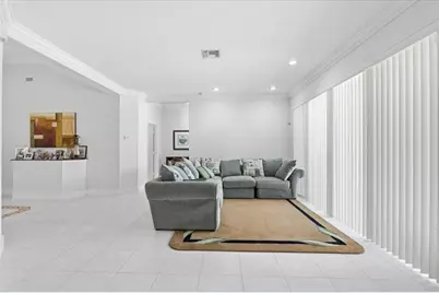 517 SE 7th Ave, Deerfield Beach, FL 33441 - Photo 4