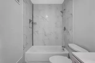 2424 NW 39th Wy, Lauderdale Lakes, FL 33311 - Photo 16