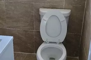 1399 NE 28th St, Pompano Beach, FL 33064 - Photo 20