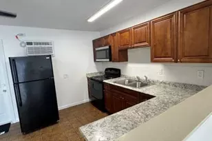 4742 Myrtle Dr, Lake Worth, FL 33463 - Photo 4