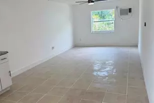 1013 S F St, Lake Worth Beach, FL 33460 - Photo 2