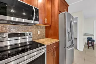 290 NW 65th Ave, Margate, FL 33063 - Photo 24