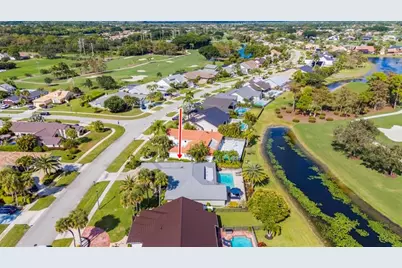 10851 Boca Woods Lane, Boca Raton, FL 33428 - Photo 18