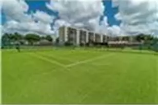 9523 S Hollybrook Lake Dr, Pembroke Pines, FL 33025 - Photo 40