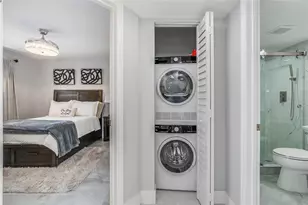 9523 S Hollybrook Lake Dr, Pembroke Pines, FL 33025 - Photo 6