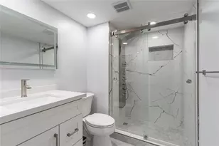 9523 S Hollybrook Lake Dr, Pembroke Pines, FL 33025 - Photo 4