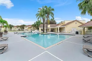 12540 Vista Isles Dr, Plantation, FL 33325 - Photo 12