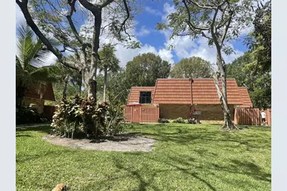 1485  Masters Cir, Unit #149, Delray Beach, FL 33445 - Photo 2