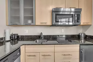 2670 E Sunrise Blvd, Fort Lauderdale, FL 33304 - Photo 12