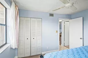 10466 Sunrise Lakes Blvd, Sunrise, FL 33322 - Photo 12