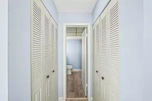 10466 Sunrise Lakes Blvd, Sunrise, FL 33322 - Photo 22