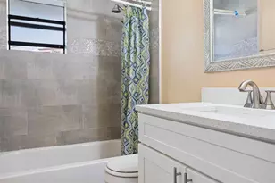 4156 Carambola Cir S, Coconut Creek, FL 33066 - Photo 18