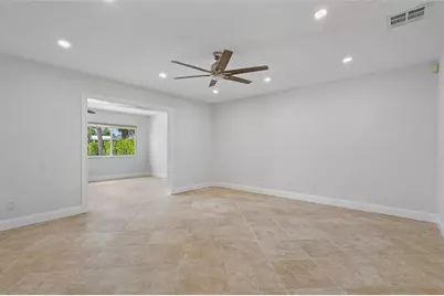 5206  Cleveland St, Hollywood, FL 33021 - Photo 16