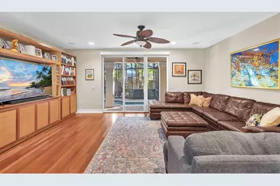 806 NE 16th Ave, Fort Lauderdale, FL 33304 - Photo 2