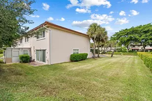 8940 NW 38th Dr, Coral Springs, FL 33065 - Photo 20