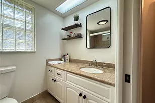 3000 N Palm Aire Dr, Pompano Beach, FL 33069 - Photo 18