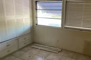 1670 SW 84th Ave, Davie, FL 33324 - Photo 4