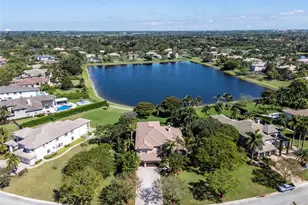 11047 Garden Ridge Ct, Davie, FL 33328 - Photo 4