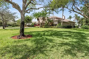 11047 Garden Ridge Ct, Davie, FL 33328 - Photo 2