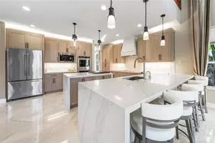 11047 Garden Ridge Ct, Davie, FL 33328 - Photo 12