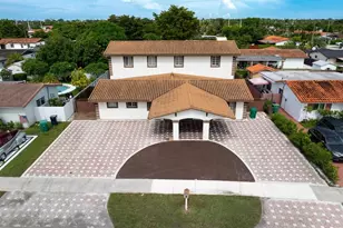 2705 SW 108th Ct, Miami, FL 33165 - Photo 38