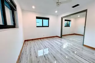 2626 NE 10th Terrace, Wilton Manors, FL 33334 - Photo 12