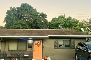 2626 NE 10th Terrace, Wilton Manors, FL 33334 - Photo 18