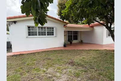 7928 N Juniper St, Miramar, FL 33023 - Photo 2