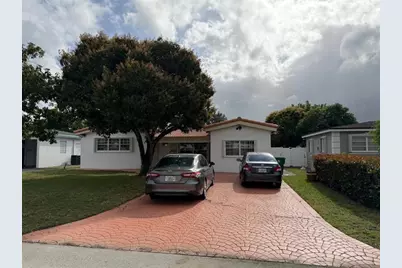 7928 N Juniper St, Miramar, FL 33023 - Photo 4
