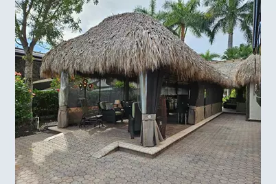 465 S Carol Pkwy, Unit #465, Margate, FL 33068 - Photo 2