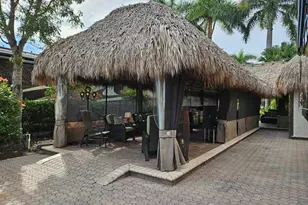 465 S Carol Pkwy, Margate, FL 33068 - Photo 2