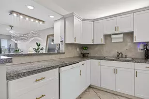 2314 S Cypress Bend Dr, Pompano Beach, FL 33069 - Photo 8