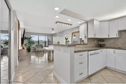 2314 S Cypress Bend Dr, Unit #114, Pompano Beach, FL 33069 - Photo 4