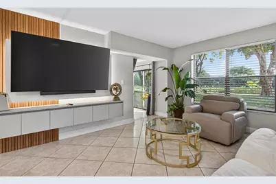 2314 S Cypress Bend Dr, Unit #114, Pompano Beach, FL 33069 - Photo 18