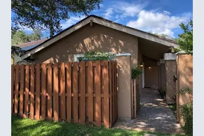 60 Forest Circle, Hollywood, FL 33026 - Photo 1