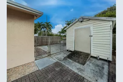 1249 SW 35th Ave, Fort Lauderdale, FL 33312 - Photo 42